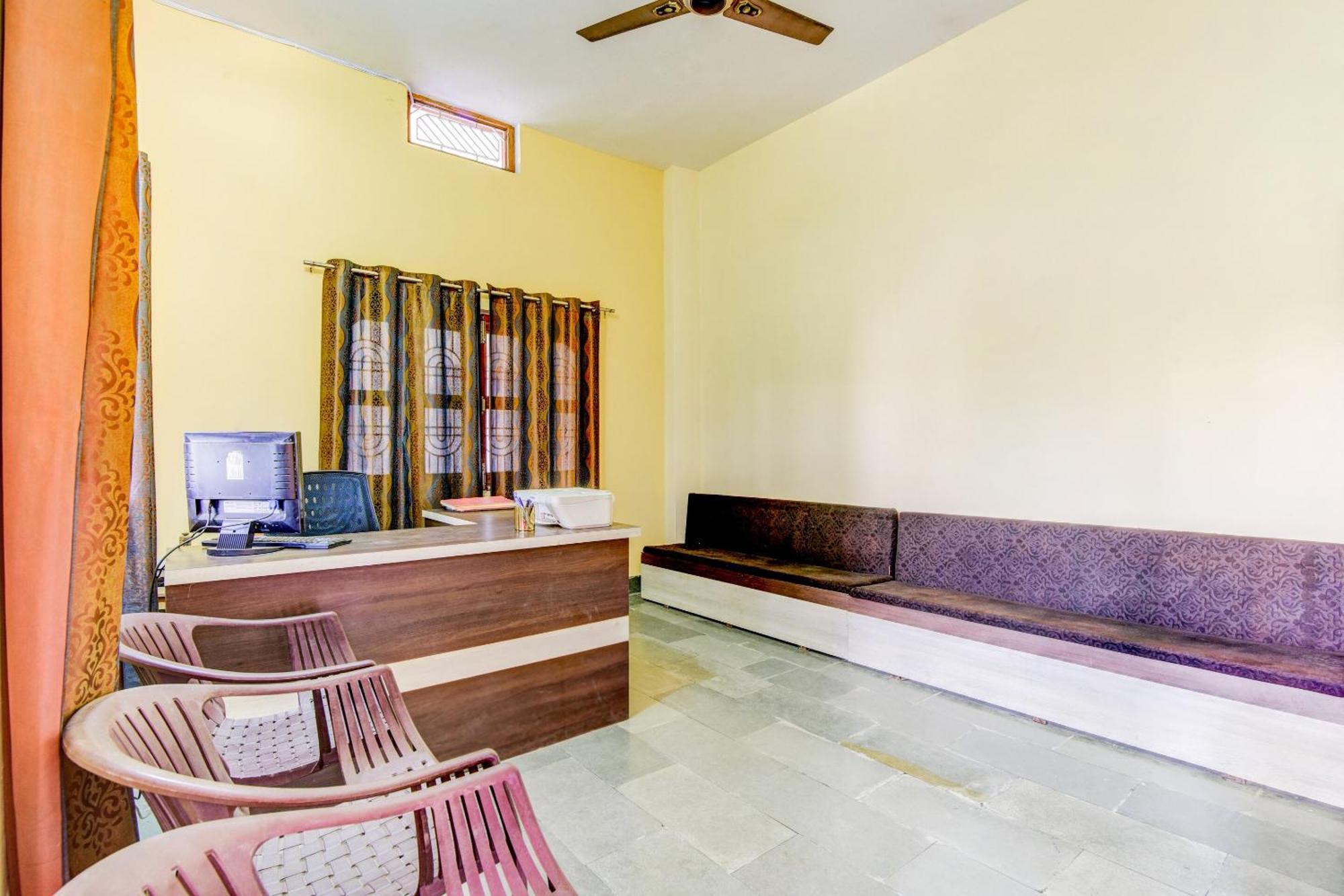 Flagship Usha Hotel