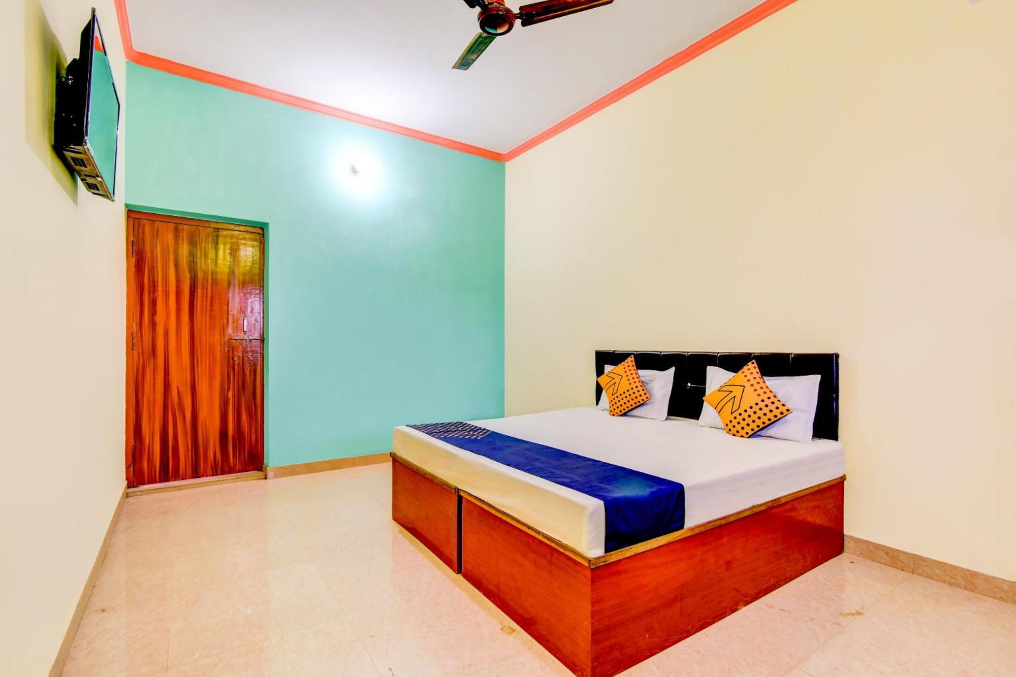 Hotel Flagship Usha 2*