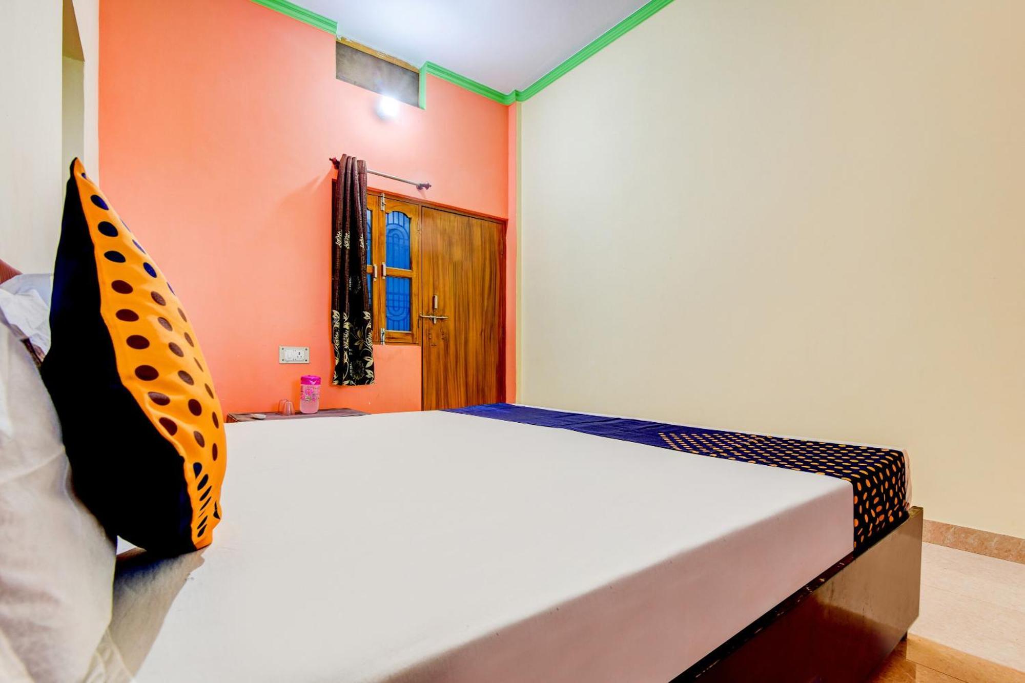 Hotel Flagship Usha 2*